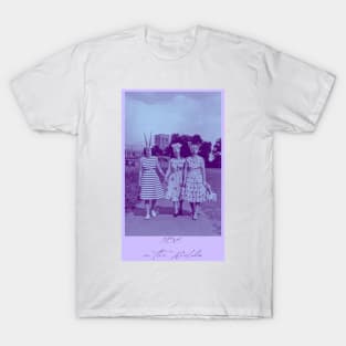 Girls Moment (purple) T-Shirt